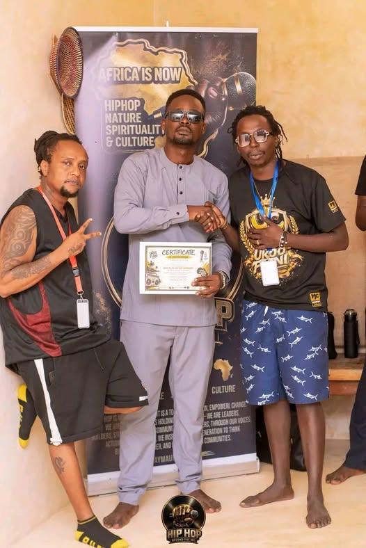 Ukoo Flani Mau Mau artists Labalaa alongside Ruzira Lavosti Gurugang at a past award ceremony in Nairobi (Image: Files)