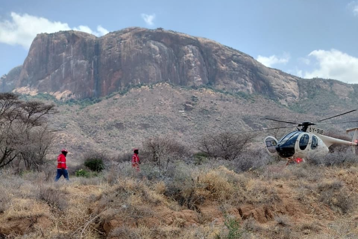 Rescue operations following a helicopter crash at Mount Ololokwe in Samburu County, Kenya (Image: Kenya Red Cross)