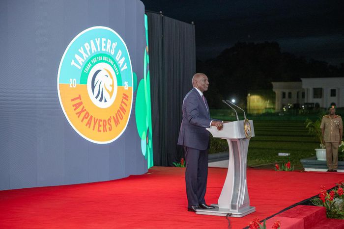 President William Ruto speaking at the Taxpayes Dinner at State House, Nairobi