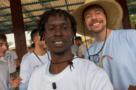 Kenyan content creator Duty Boy Stylish with American YouTube star MrBeast (Image: Duty Boy Stylish)