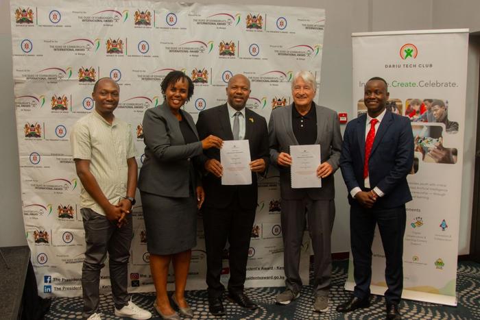 The signing ceremony of the framework of engagement between Presidents Award -Kenya and The Dariu Foundation in Nairobi