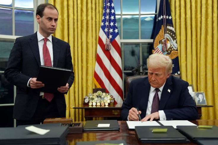 Inside week 1 of Trump Presidency: Mix of tears, joy, shattered dreams & new hopes