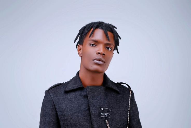 Skirts zimefika - Mixed reactions as Tyler Mbaya steps out in bold kilt outfit