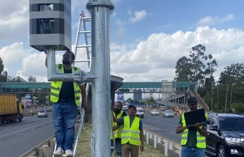 The traffic network automatically captures speeding and minor traffic violations, linking vehicle registrations to the owner’s details to issue instant digital fines via SMS (Image: Files)