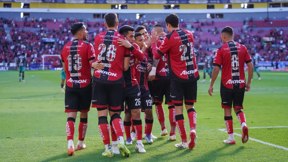 Los Rojinegros se ubican en la parte alta de la tabla | Imago7