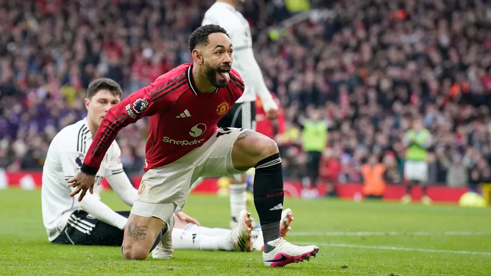 Manchester United vs Fulham Jornada 24 I AP