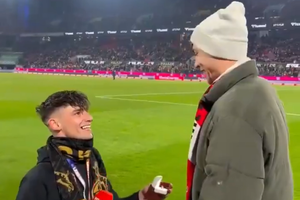 Love is in the air: Árbitro alemán pidió matrimonio a su novio durante un juego de Bundesliga