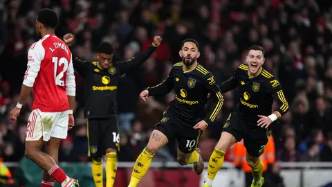 Manchester United celebrando gol l AP