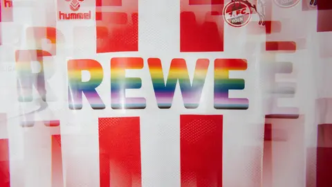 Playera especial del FC Koln I X:@fckoeln