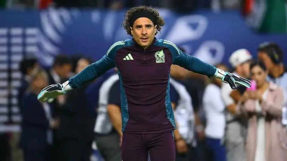 Guillermo Ochoa 'se postula' para jugar su sexto Mundial con la Selección Mexicana