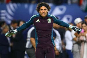 Guillermo Ochoa 'se postula' para jugar su sexto Mundial con la Selección Mexicana