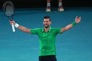 ¡En medio de la guerra! Edificio en Dubái donde reside el hermano de Novak Djokovic fue impactado por dron