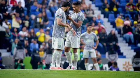 Henry Martín y Jona dos Santos l IMAGO7
