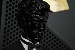 Grammys 2026 así fueron los mejores looks de la alfombra roja