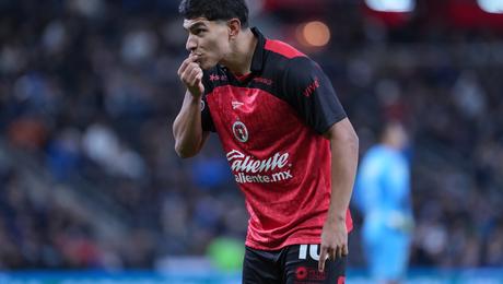 ¡Cerrado! Kevin Castañeda se convierte en el primer refuerzo de Chivas rumbo al Apertura 2026