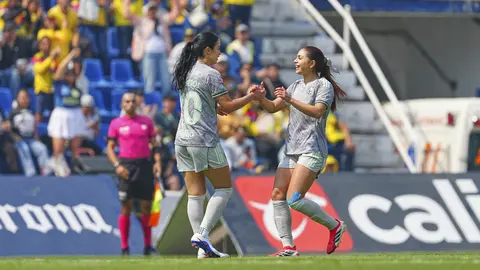 América celebrando gol ante Pumas Femenil l IMAGO7