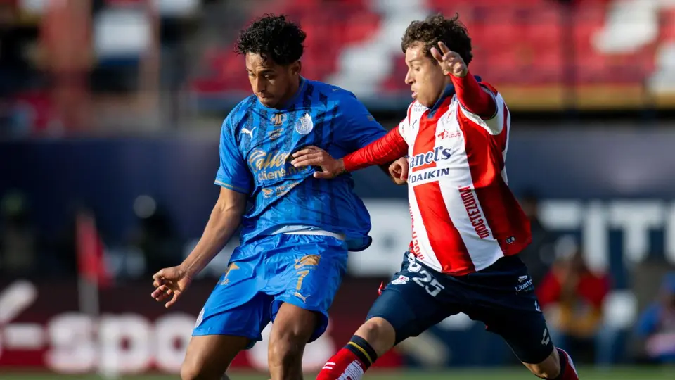Luis Romo 'advierte' a toda la Liga MX sobre Chivas: "Estamos para competir por todo"