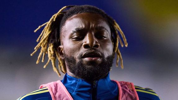 Allan Saint-Maximin defiende a los aficionados mexicanos tras insultos