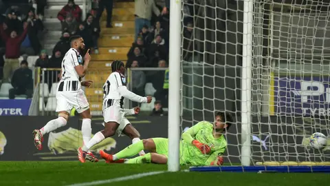 Gol de la Juventus en la casa del Parma l AP