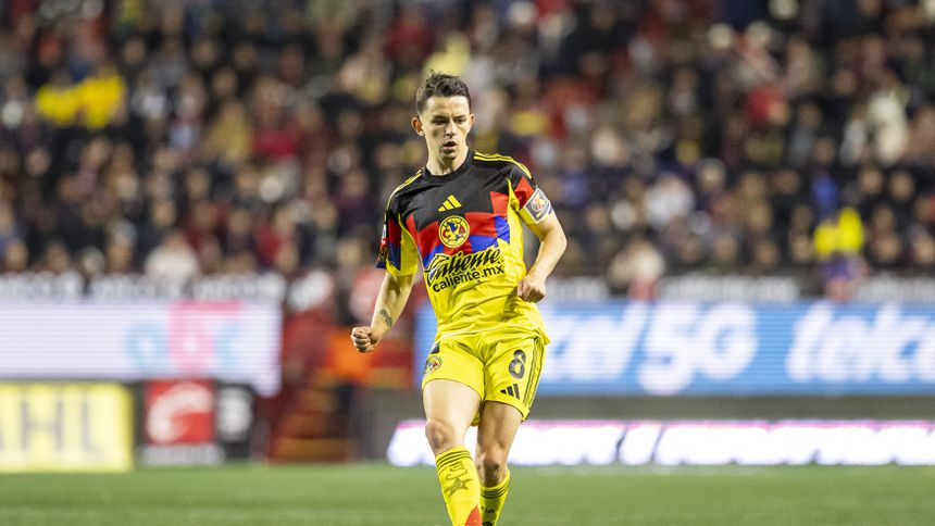 Fidalgo busca ganarse su lugar en el Betis