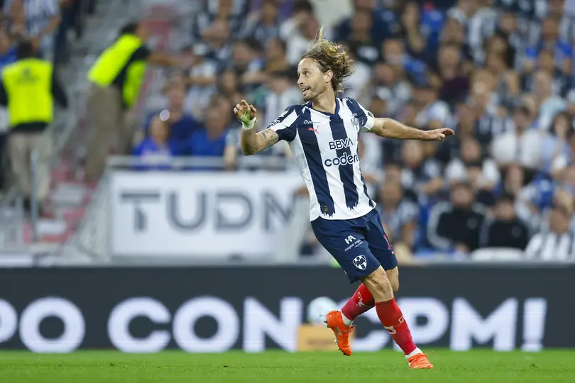 Sergio Canales, de Rayados, en duelo ante Cruz Azul | IMAGO7