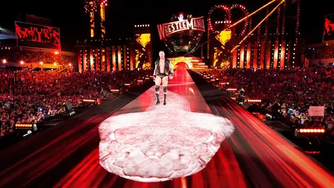Orton entrando a su última lucha titular en WrestleMania hasta ahora | wwe.com