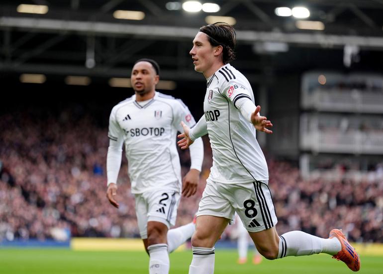 Harry Wilson celebra gol del Fulham | AP