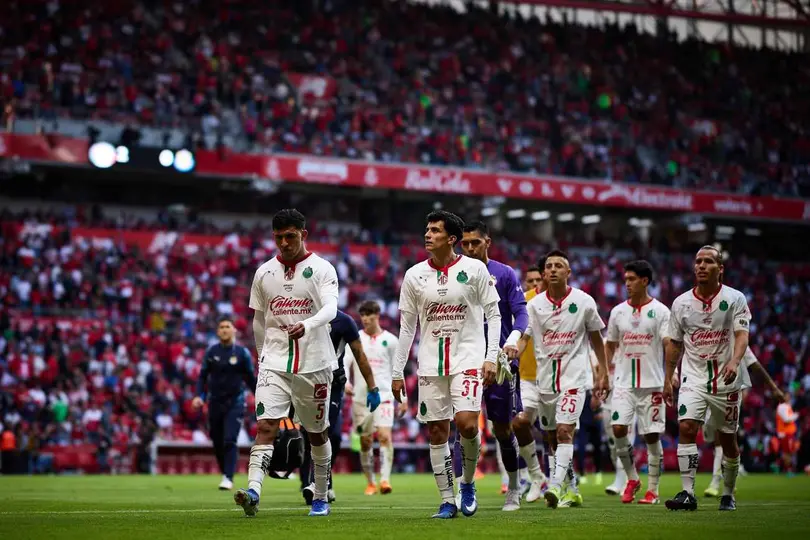 Jugadores de Chivas se lamentan | MEXSPORT