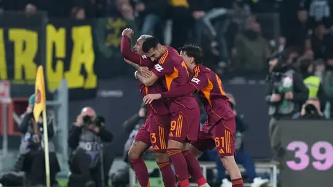 Roma ya le gana a la Juve por 2 goles | AP