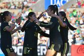 Jugadoras de la Selección Femenil de México en celebración de gol | MEXSPORT