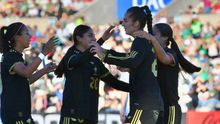 Jugadoras de la Selección Femenil de México en celebración de gol | MEXSPORT