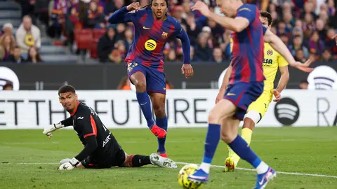 Lewandowski en el partido de Barcelona contra Villarreal | AP