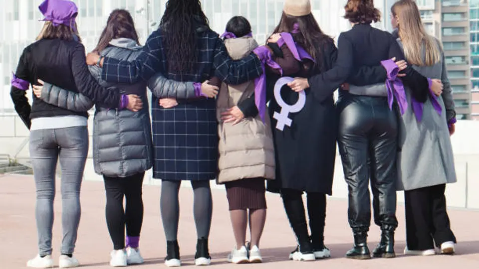 Cada año, millones de mujeres participan en marchas y actividades para exigir igualdad de derechos./ Pixabay