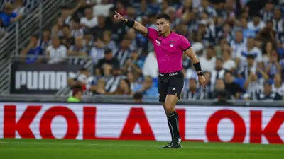 ¿Penalti no marcado a Rayados? Esto sucedió en el área de Cruz Azul