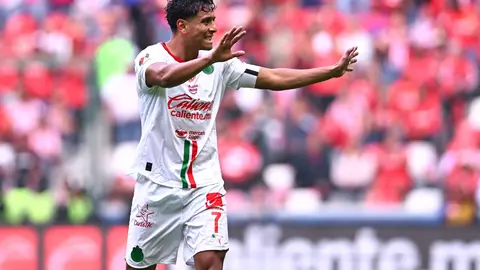 Luis Romo puede regresar hasta la jornada 13| MEXSPORT