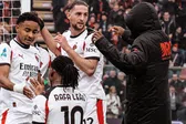 AC Milan derrota al Cremonese y continúa en la perla por la Serie A