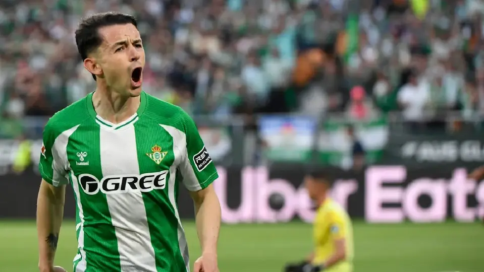 Álvaro Fidalgo en celebración de su primer gol en LaLiga, aunque hoy no jugó | AFP