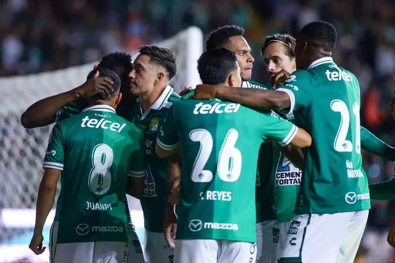 León celebrando el gol del triunfo sobre Necaxa | MexSport