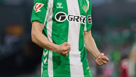 ¡Gol de Álvaro Fidalgo! Betis festejó el gol del mexicano a lo Piojo Herrera
