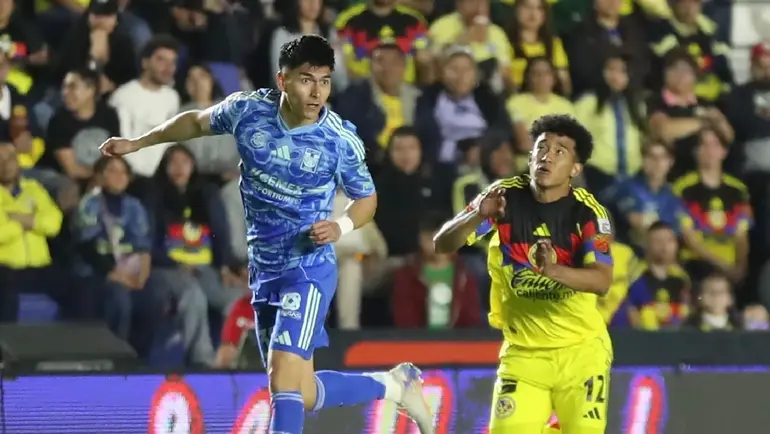 Isaías Violante en el partido ante Tigres | GINA SÁNCHEZ