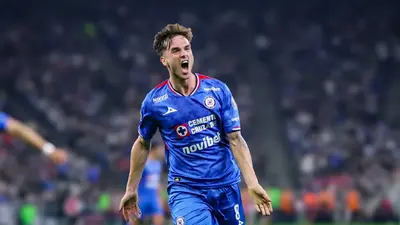 Palavecino responde a declaraciones de Efraín Juárez tras ganar el título con Cruz Azul