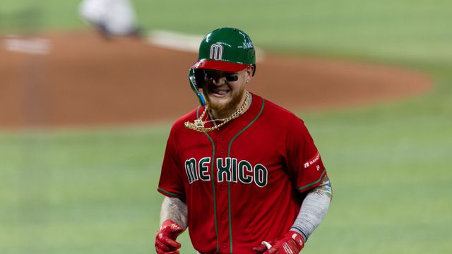 Alex Verdugo firmó contrato con los Padres de San Diego | MEXSPORT