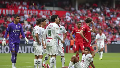 Luis Romo salió lesionado ante Toluca | IMAGO7