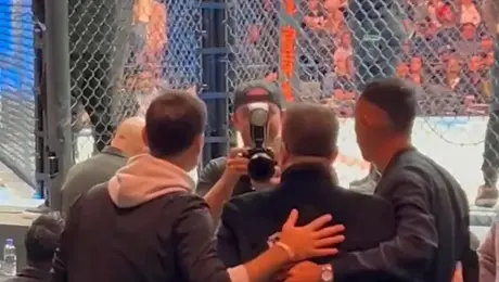 LEYENDAS DE CONCACAF Keylor Navas Y Rafa Márquez Presentes En La Función De UFC México.