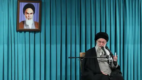¿Quién era Ali Jamenei? El hombre que concentró el poder absoluto en Irán durante décadas