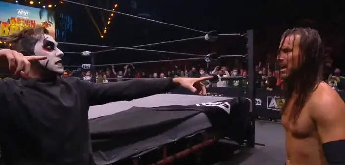 Danhausen debutando en AEW | AEW