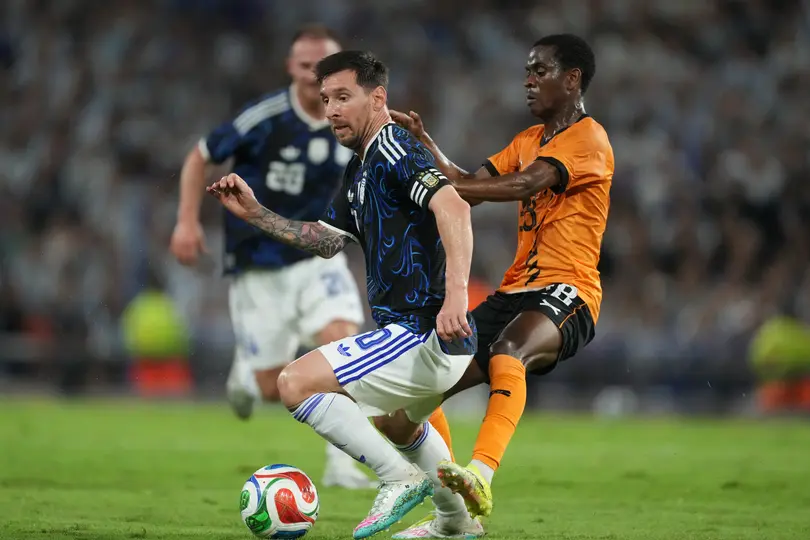 Messi gana la marca ante Zambia l AP