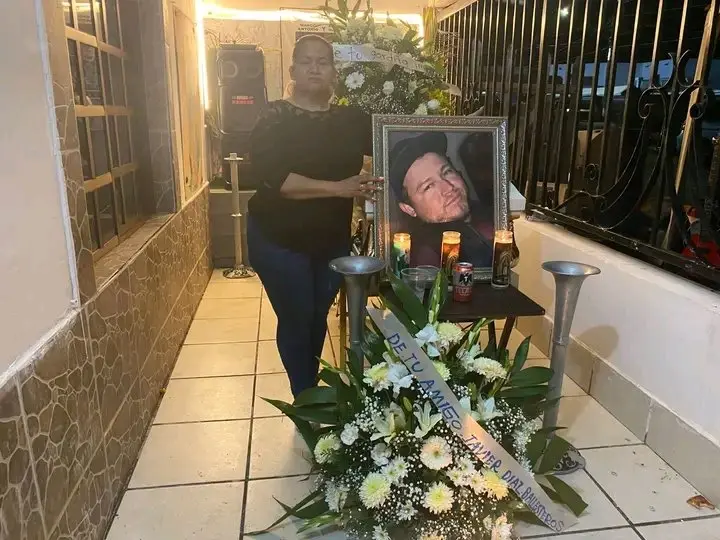 Velación del hijo de Ceci Flores. / X