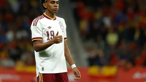 Lamine Yamal en el partido amistoso de España contra Egipto | AP