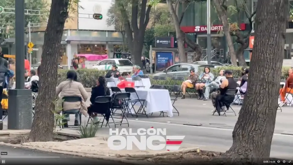 Los carriles de Paseo de la Reforma estuvieron bloqueados en dirección a Chapultepec / X: @HalconOnce
